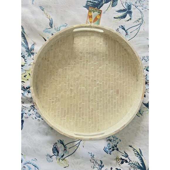 Round Mother Of Pearl Tray White Capiz Shell 16" D Ivory White Elegant Beautiful - Picture 1 of 11